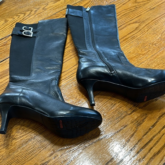Rockport black leather tall boots. Size 9. Great condition. Adidas sole. - Picture 2 of 9